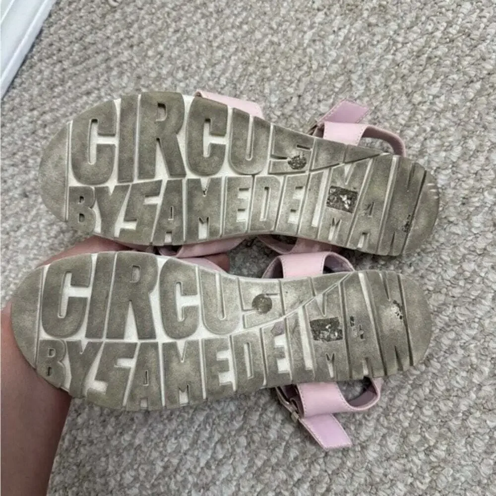 Circus by Sam Edelman Women's Light Pink Narcissa Flat Sandal Size 9